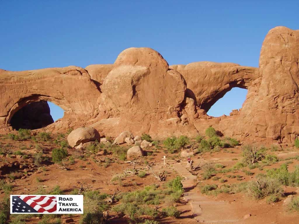 Double arches ... at Arches National Park near Moab, Utah North & South Windows ... at Arches National Park near Moab, Utah