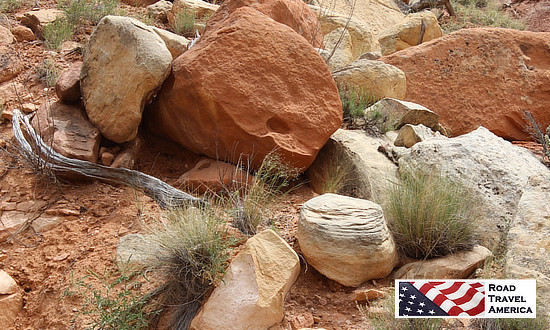 Close-up of the various colors of rock along the Burr Trail