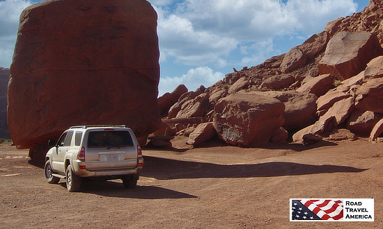 The 4Runner parked at the Monument Valley Tribal Park