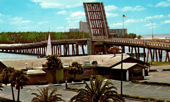 Exterior view of the Fisherman's Wharf Restaurant in Clearwater Beach, Florida